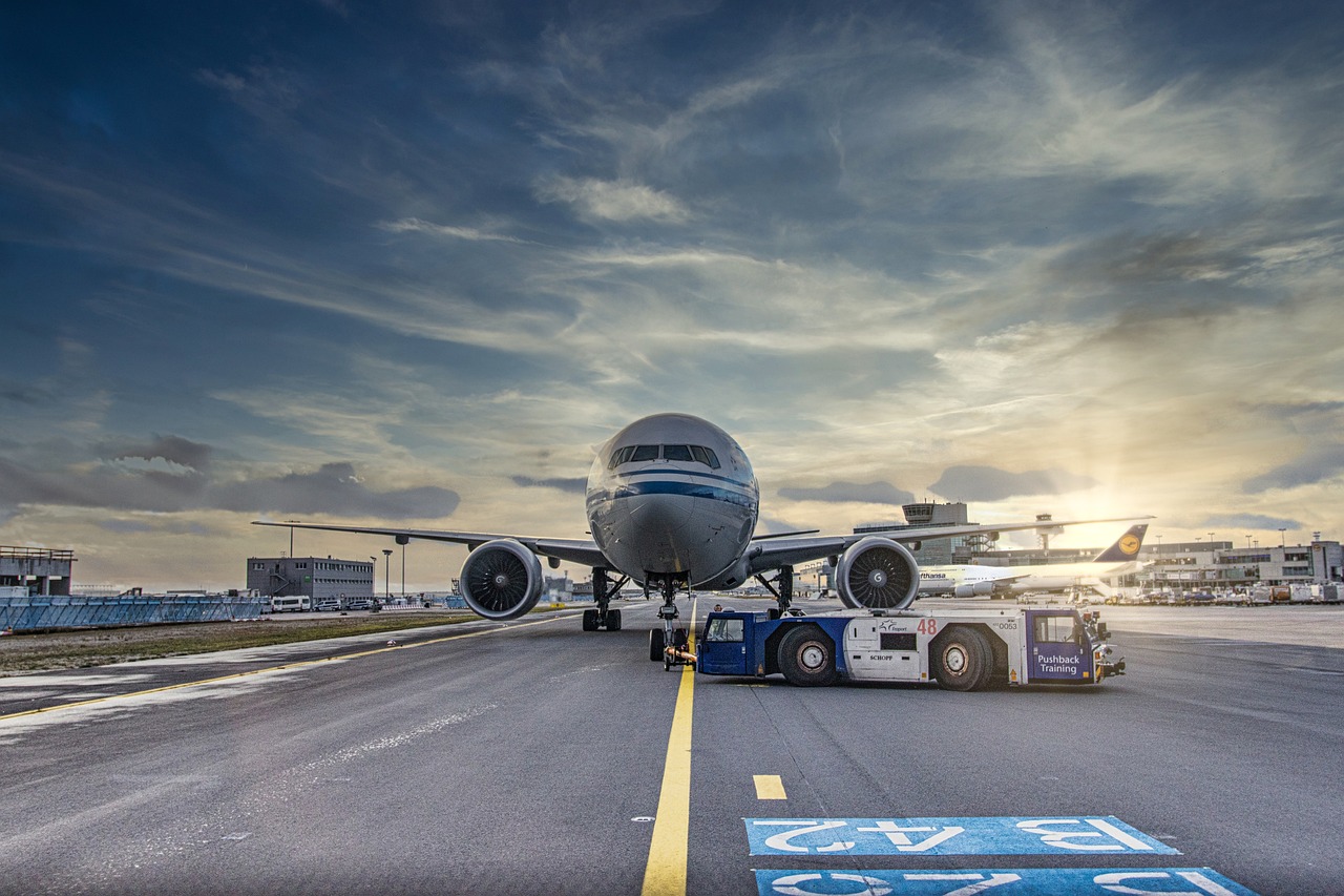 Lietuvos oro uostuose startuos aviacijos vasaros sezonas 2023: keleiviams siūlys skristi daugiau nei 80 krypčių
